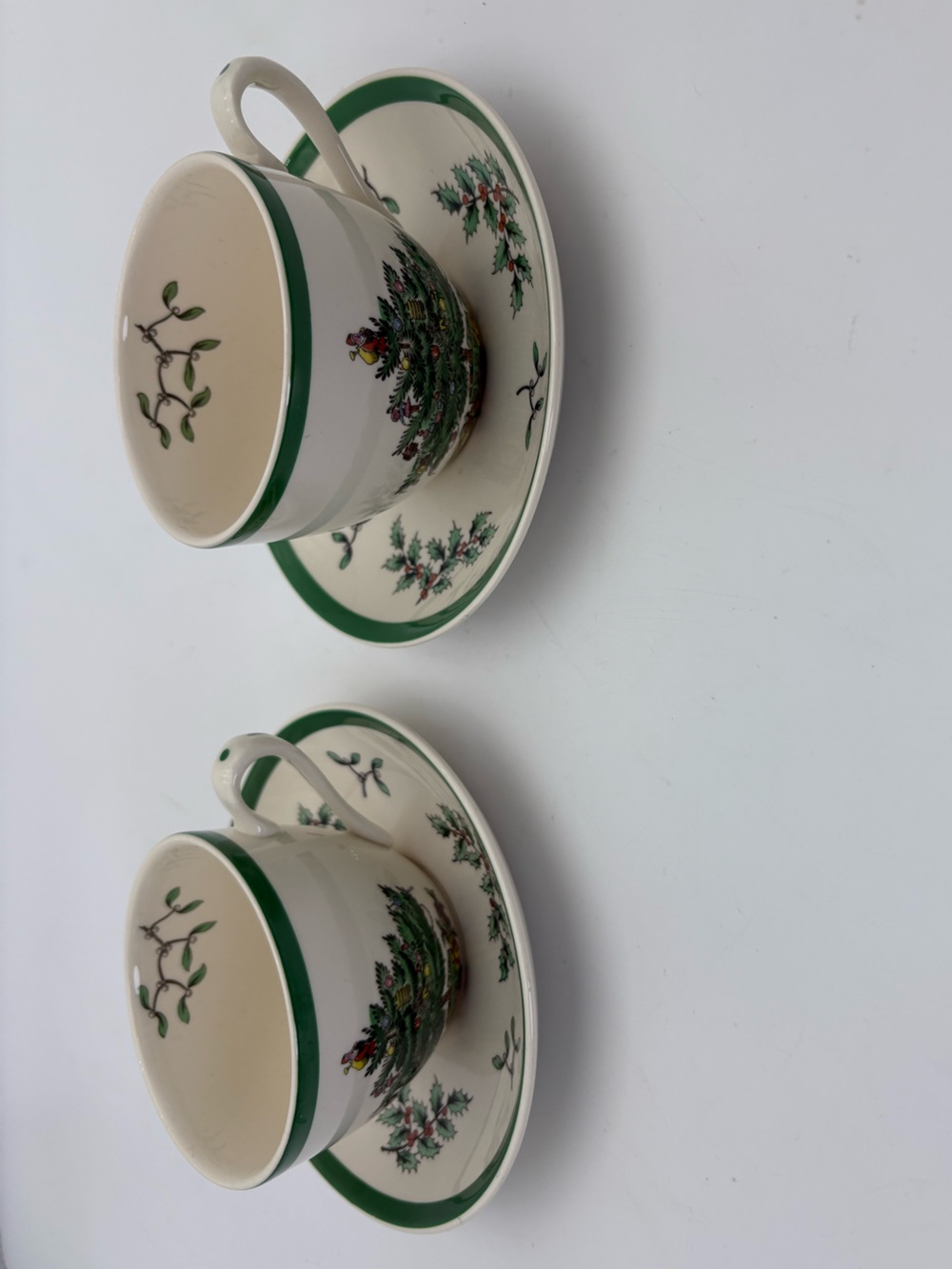 Two Vintage Spode Christmas Tree Coffee/Tea Cup and Saucer Set - Made in England - Picture 2 of 16